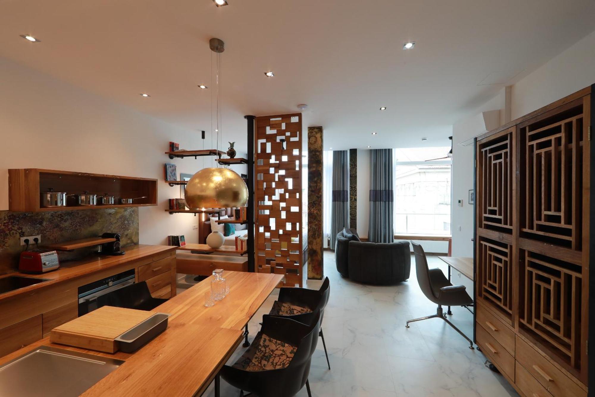 36 Pho Co Hotel & Suites Weimar  Eksteriør bilde