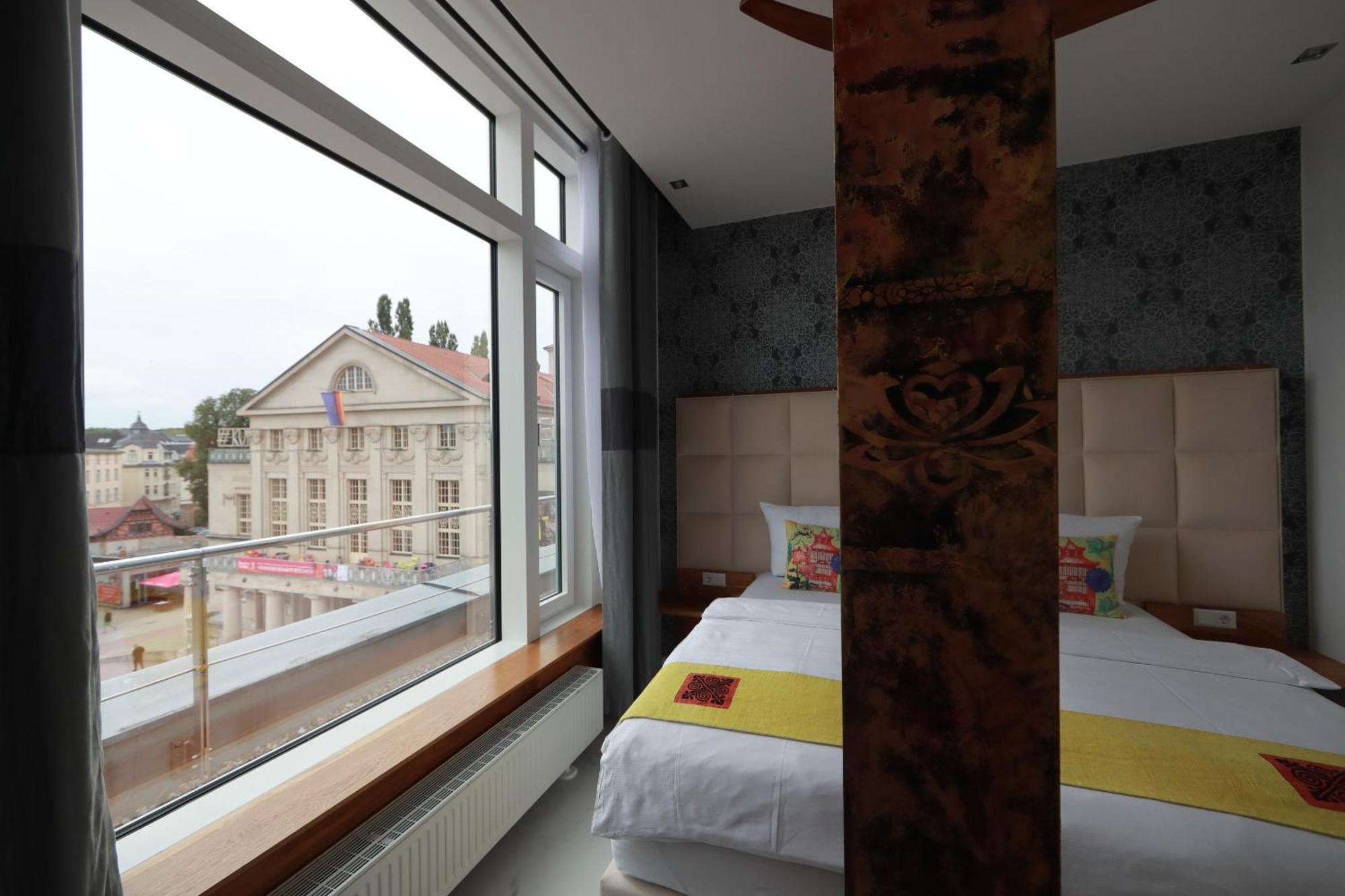 36 Pho Co Hotel & Suites Weimar  Eksteriør bilde