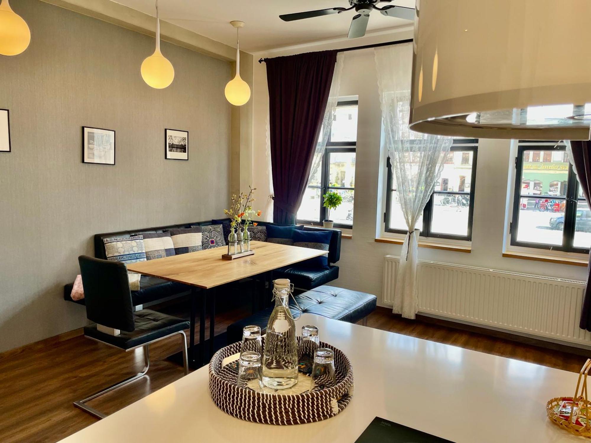 36 Pho Co Hotel & Suites Weimar  Eksteriør bilde