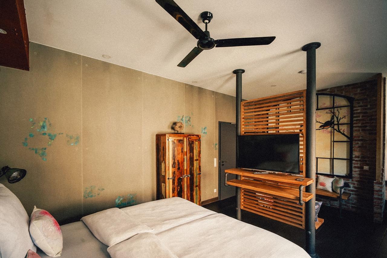 36 Pho Co Hotel & Suites Weimar  Eksteriør bilde