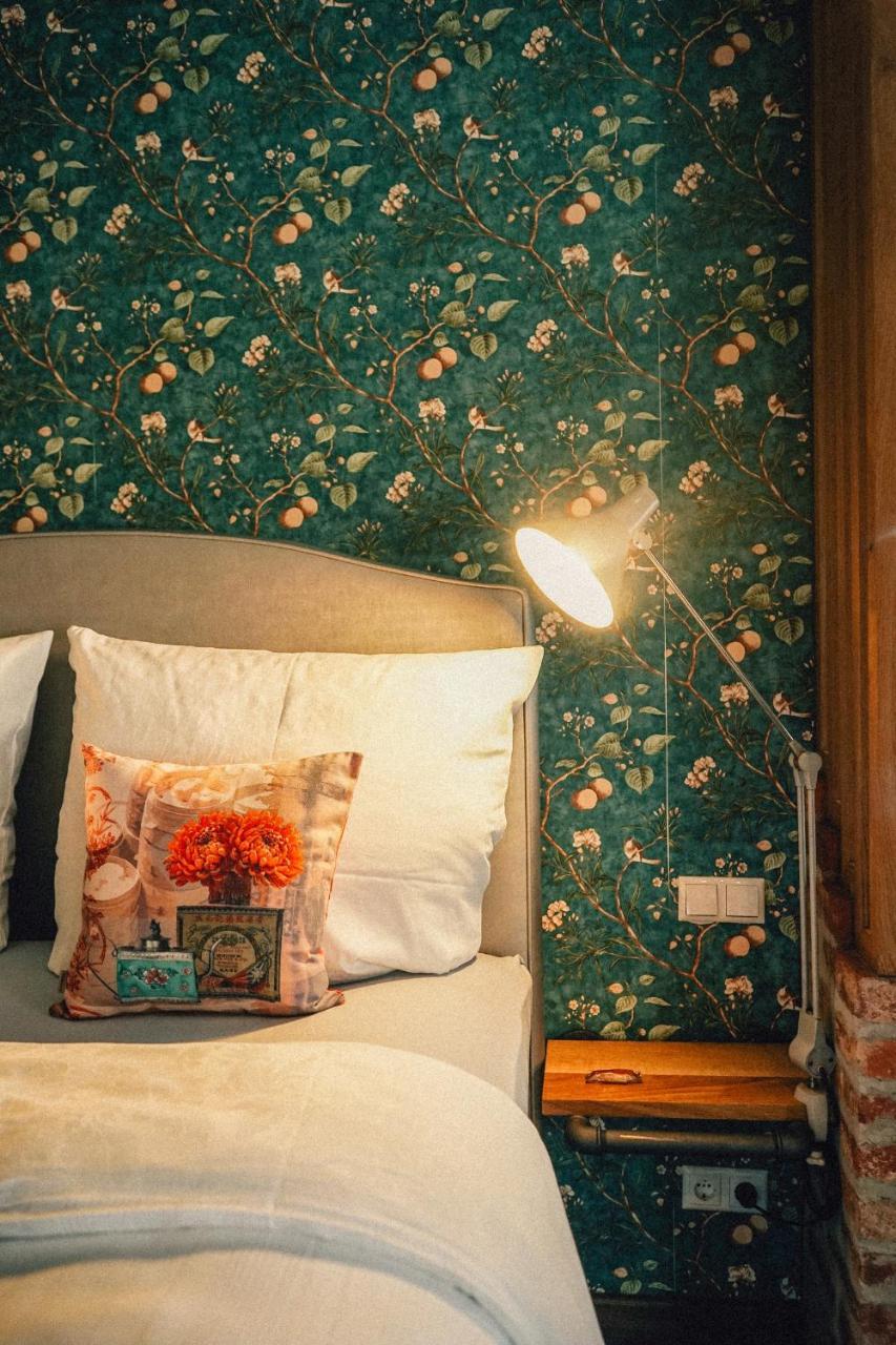36 Pho Co Hotel & Suites Weimar  Eksteriør bilde